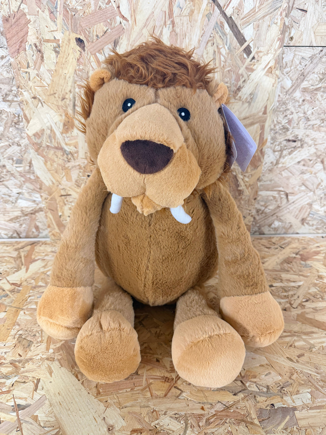 Multipet Sabretooth Tiger